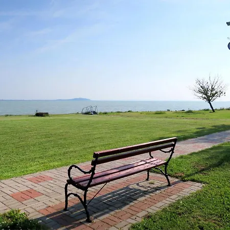 Beate By Interhome *